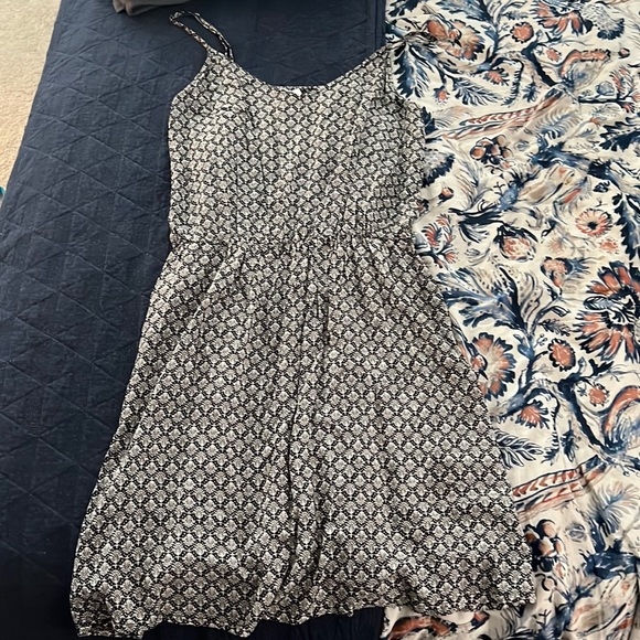 Black and white dress - Picture 2 of 6